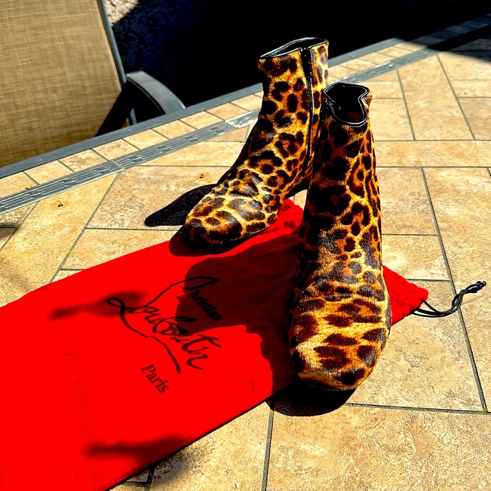 Ankle boots